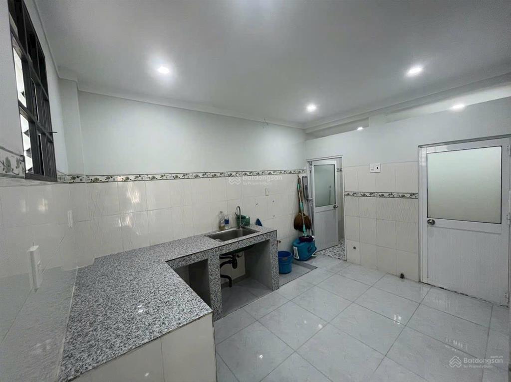 Bán nhà cấp 4 gác lửng 3 phòng ngủ tam hiệp