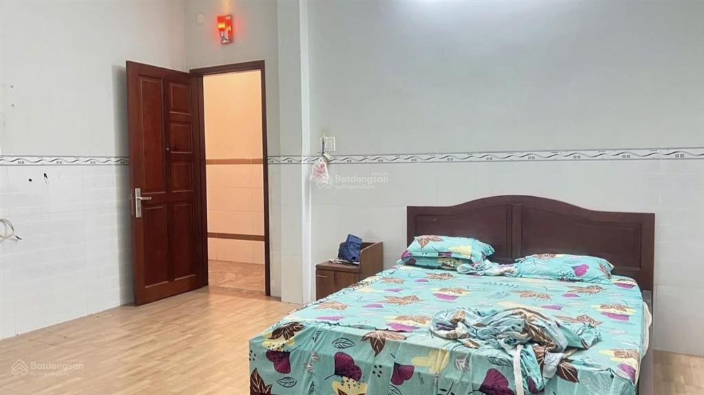 Bán nhà nghỉ 3 tầng tại an bình gồm 18 phòng