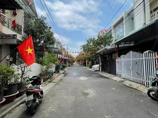 Bán nhà 1 trệt  1 lầu, kdc tân phong