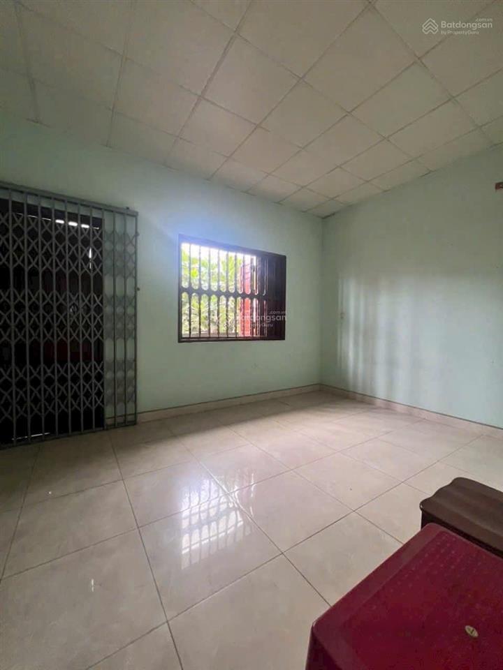 Bán nhà 1 trệt  1 lầu, kdc tân phong