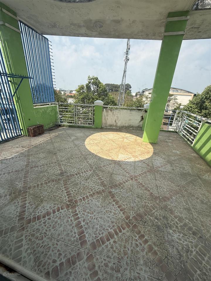 Nhà 3 lầu mặt tiền đặng văn trơn 5.5m x 23m