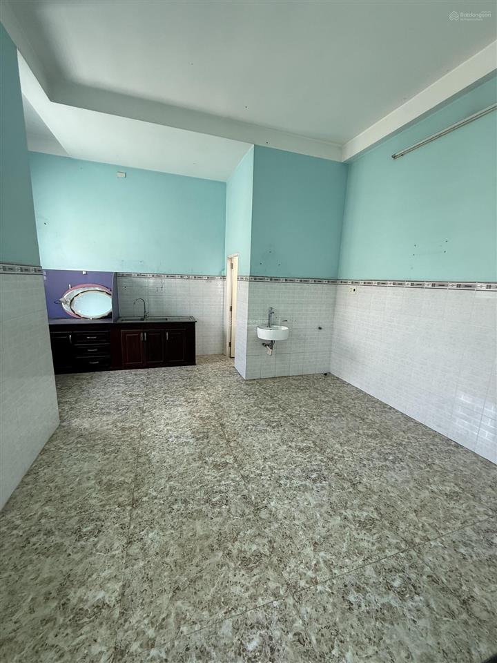 Nhà 3 lầu mặt tiền đặng văn trơn 5.5m x 23m