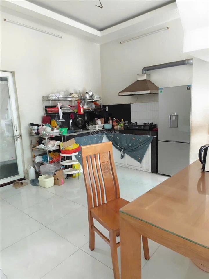 Bán nhà lầu tại tam hiệp cách phạm văn thuận 150m