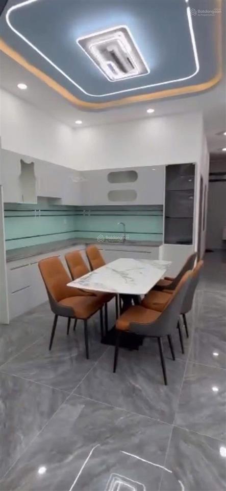 Bán nhà 1 trệt 2 lầu p.biên hoà