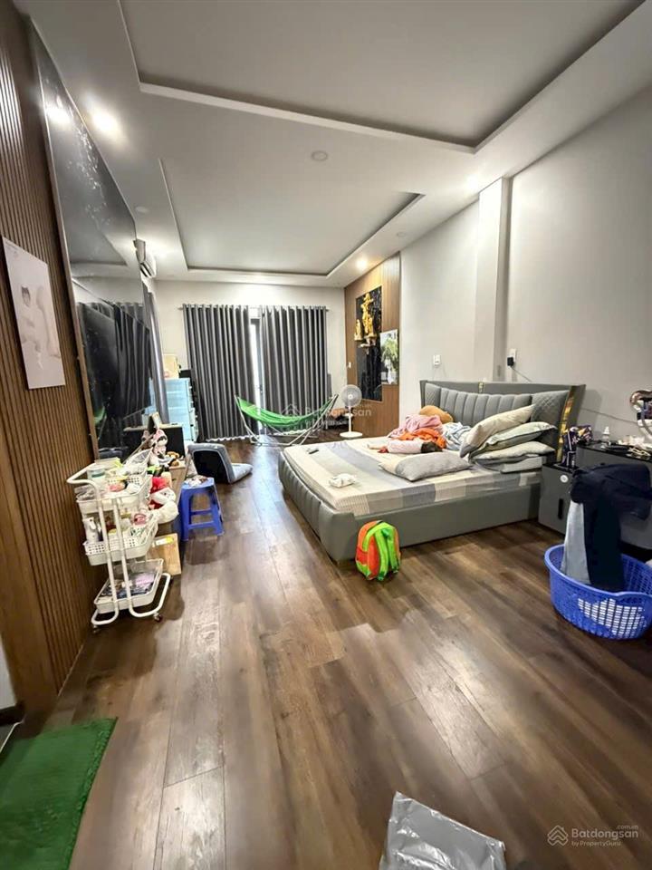 Bán nhà 2 lầu 1 trệt đẹp  đường rộng 4pnngay katinat đồng khởi  vị trí đắc địa