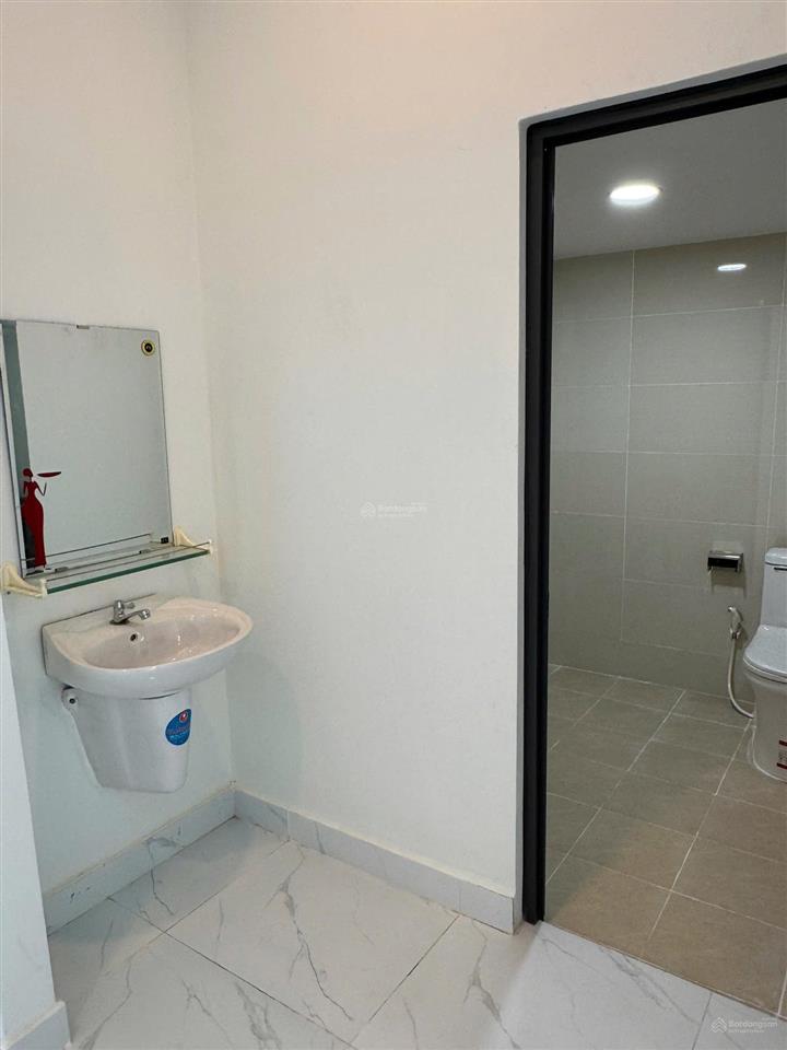 Nhà 1 lầu 1 trệt phường tân mai ngay trường tiểu học tân mai