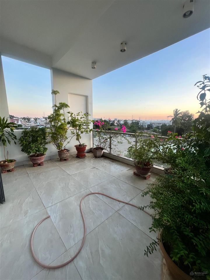 Bán nhà 1 trệt 2 lầu, diện tích 5*22 full thổ cư p. an bình