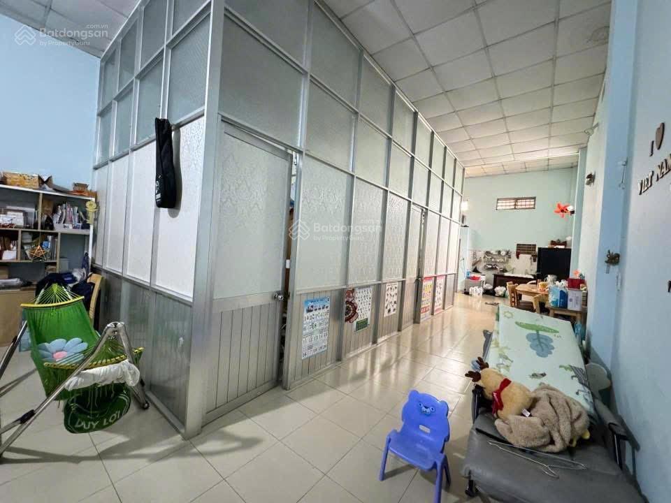 Bán nhà cấp 4 diện tích rất rộng 139m2 thổ cư 100%