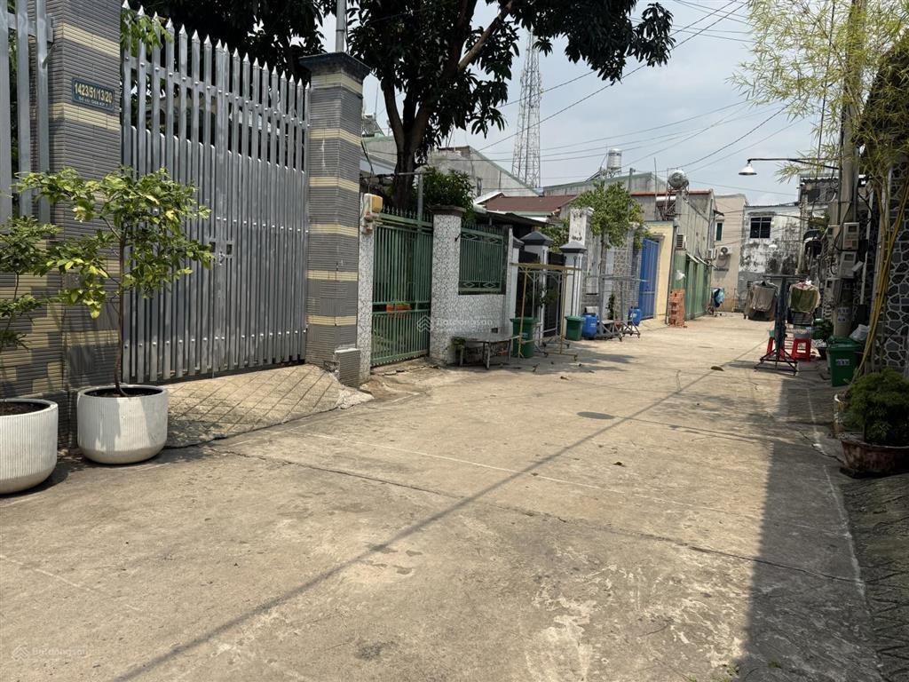 Bán nhà p. long bình sổ riêng thổ cư đường 6m