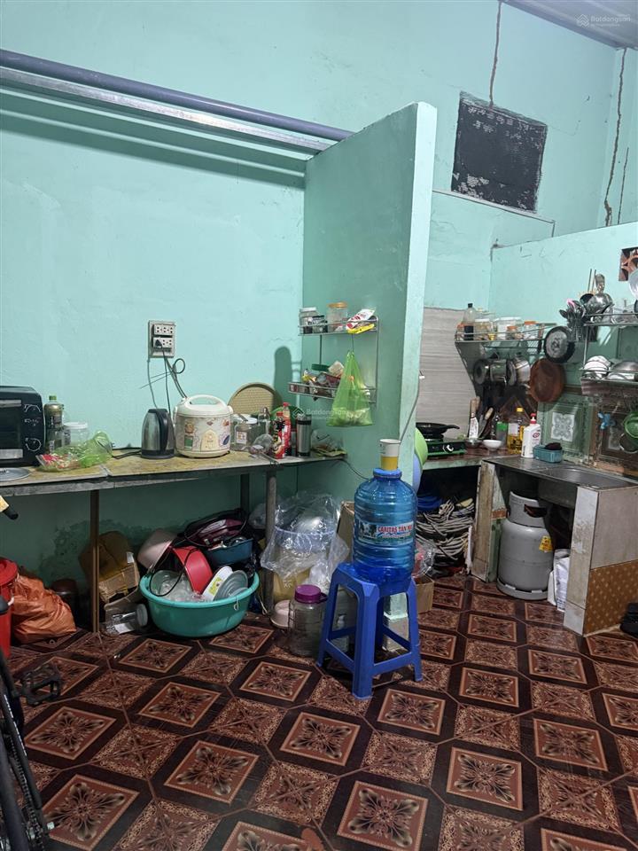 Bán đất tặng nhà cấp 4 cũ (6 x 20) phường bình đa