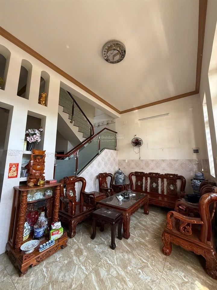 Nhà 1 lầu 1 trệt p an bình cách đường lớn 20 mét