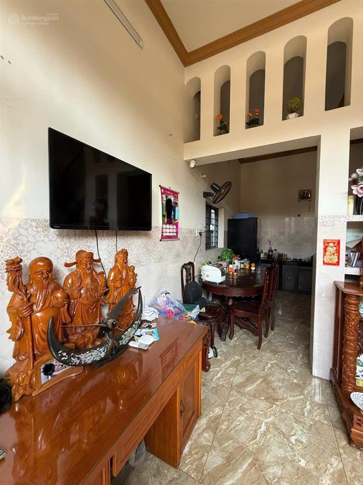 Nhà 1 lầu 1 trệt p an bình cách đường lớn 20 mét