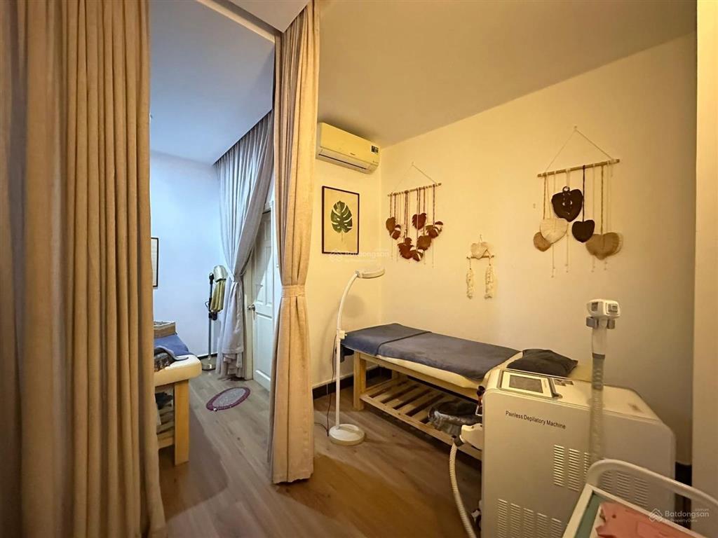 Cho thuê nhà hẻm xe hơi  đường điện biên phủ, quận 3 ( phường xuân hoà )
