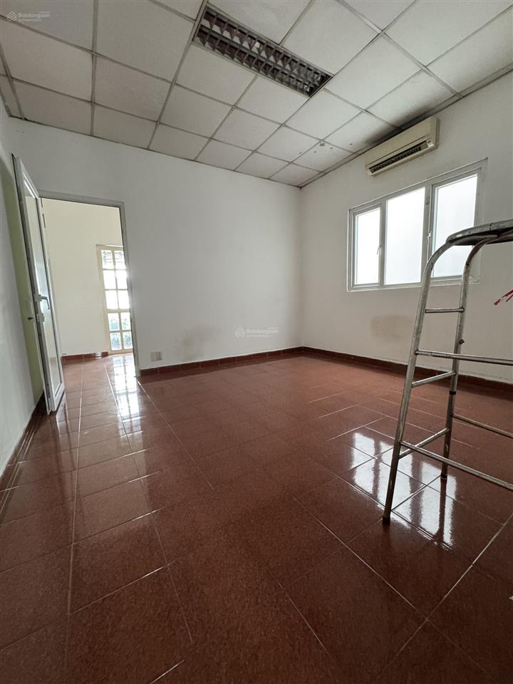 Nhà mặt tiền đường lam sơn, tân bình  khu sân bay