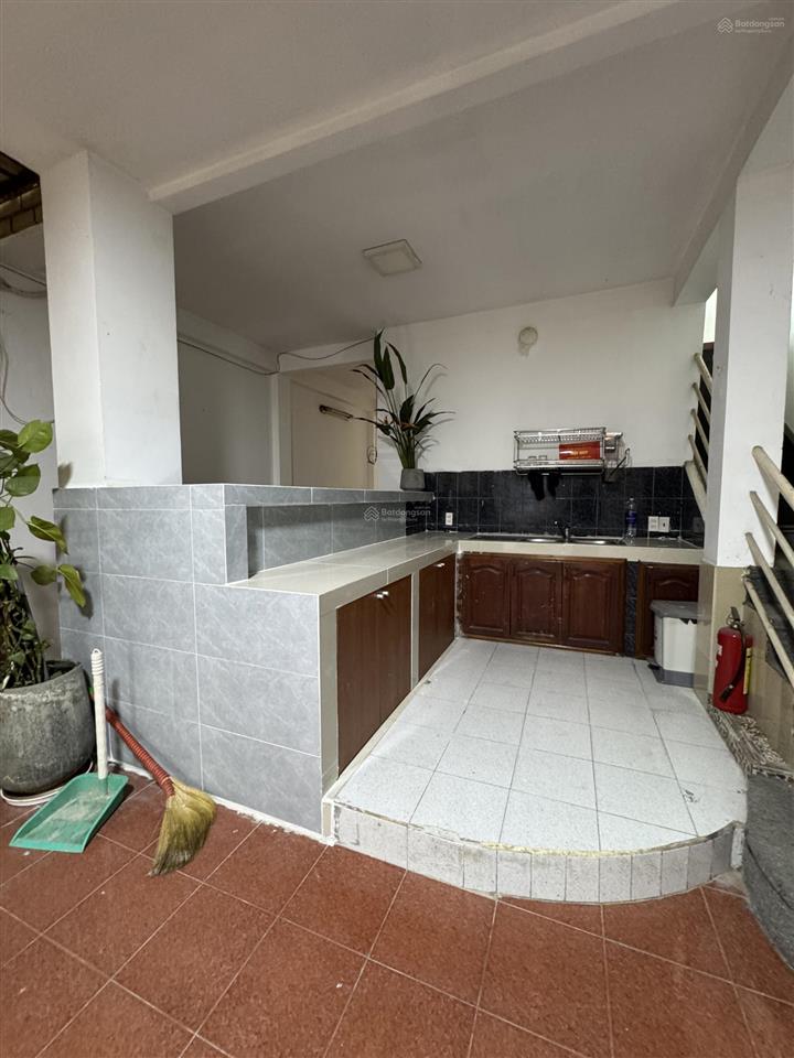 Nhà mặt tiền đường lam sơn, tân bình  khu sân bay