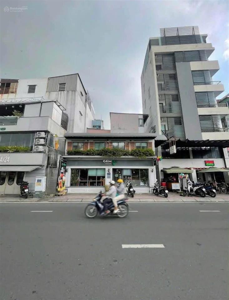 Nhà góc 2 mặt tiền trường sa, quận 3  dt 9x10m trệt lầu, vỉa hè rộng