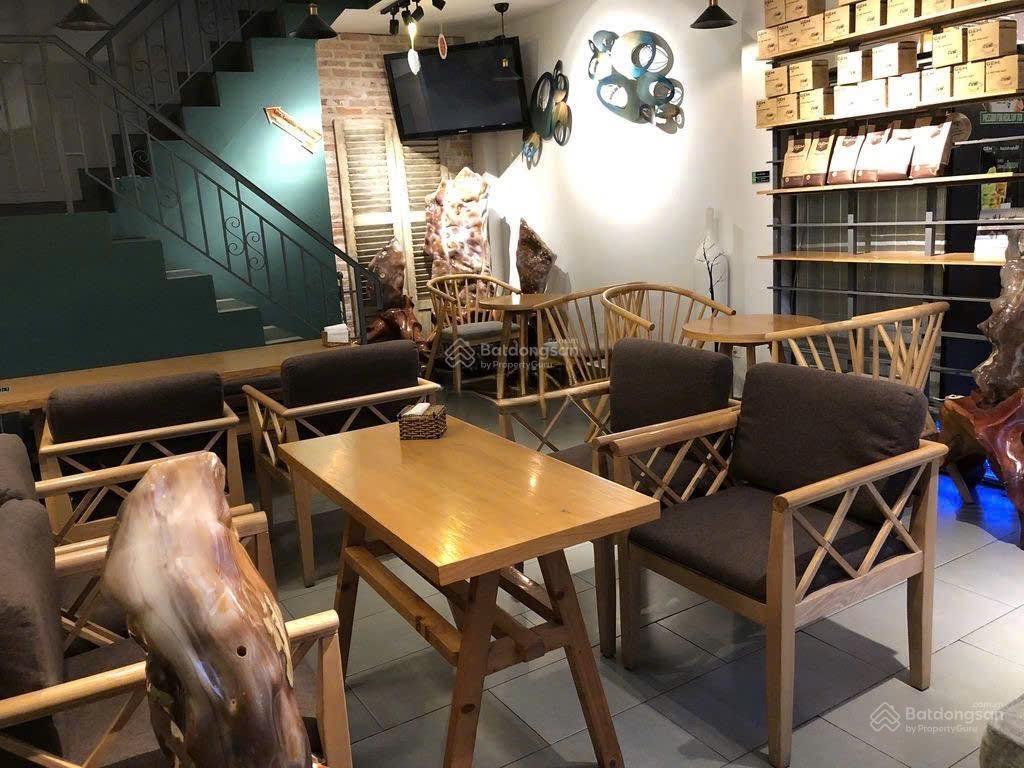 Nhà góc 2 mặt tiền trường sa, quận 3  dt 9x10m trệt lầu, vỉa hè rộng