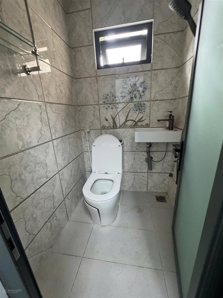 Nhà mặt tiền nguyễn phi khanh, tân định, quận 1  gần chợ tân định