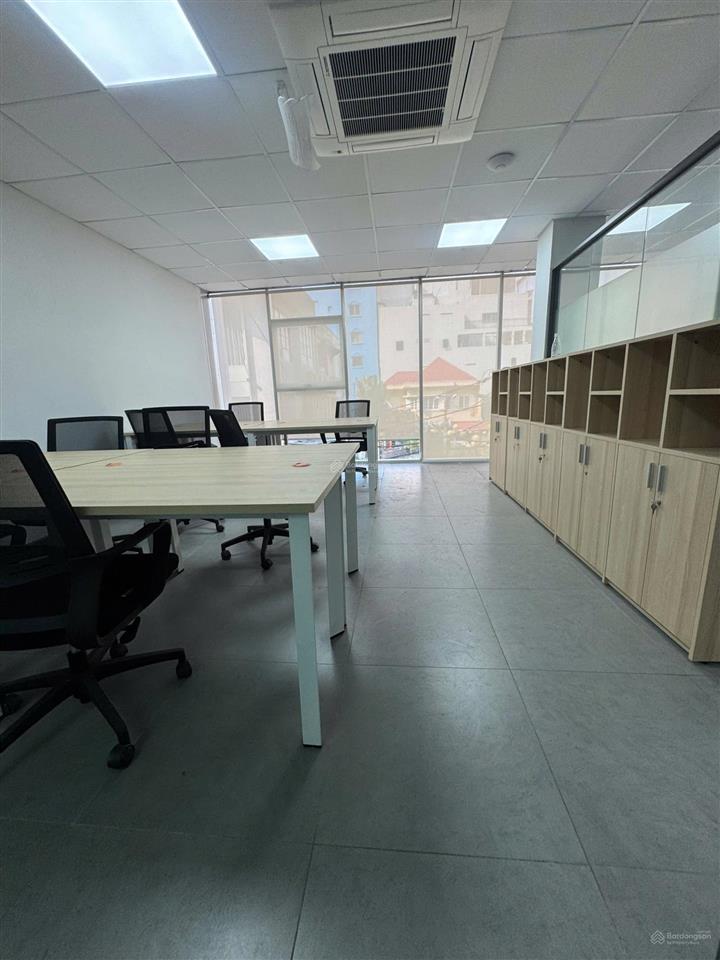 Cho thuê toà nhà đường nguyễn gia trí, (d2), bình thạnh  khu vực trung tâm bình thạnh