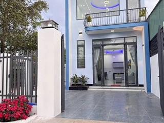 Chủ kẹt tiền trả nợ cuối năm bán gấp căn nhà gần chợ bình chánh. shr