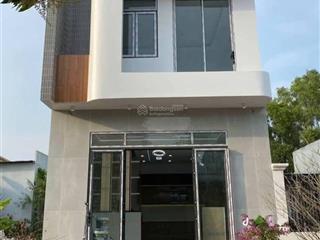 Bán nhà bình chánh vị trí đẹp đường 8m, khu dân cư hiện hữu