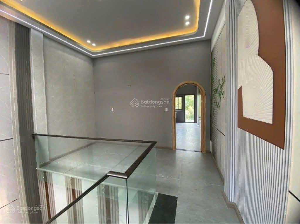 Chính chủ cần bán gấp nhà gần chợ đệm 930tr