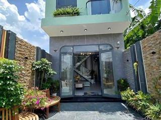 Chính chủ cần bán gấp nhà gần chợ đệm 930tr