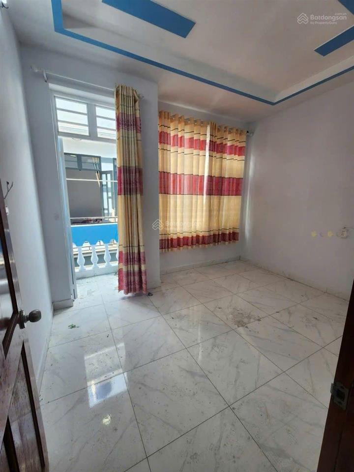 Chính chủ bán nhà gần chợ, bình chánh