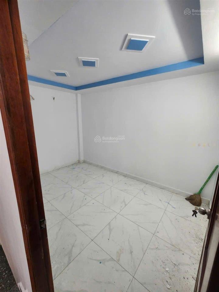 Chính chủ bán nhà gần chợ, bình chánh