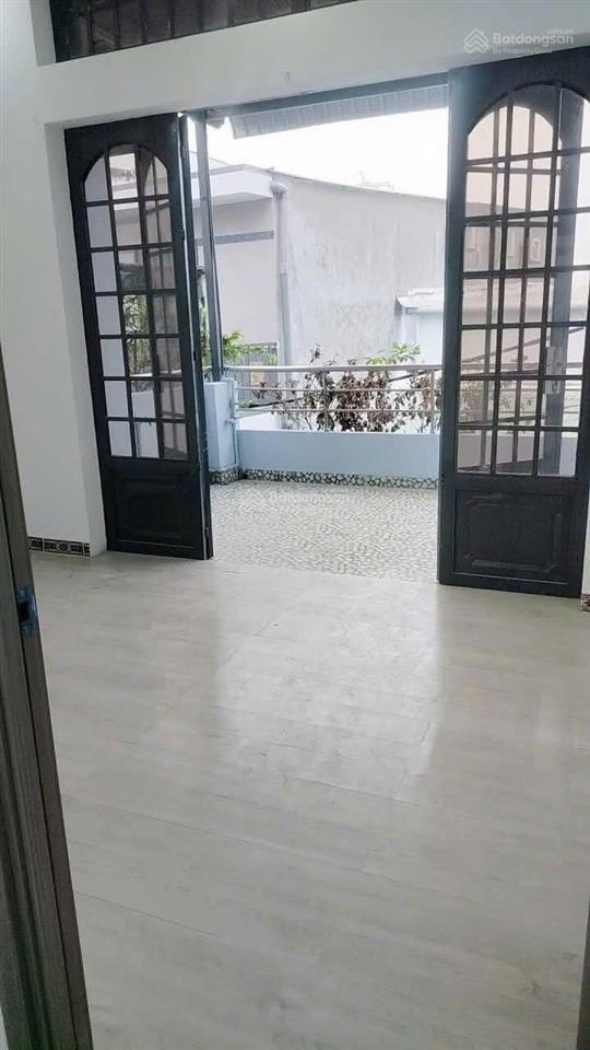 Chủ gửi bán gấp nhà mới hẻm thẳng 3m, gần chợ phú lạc