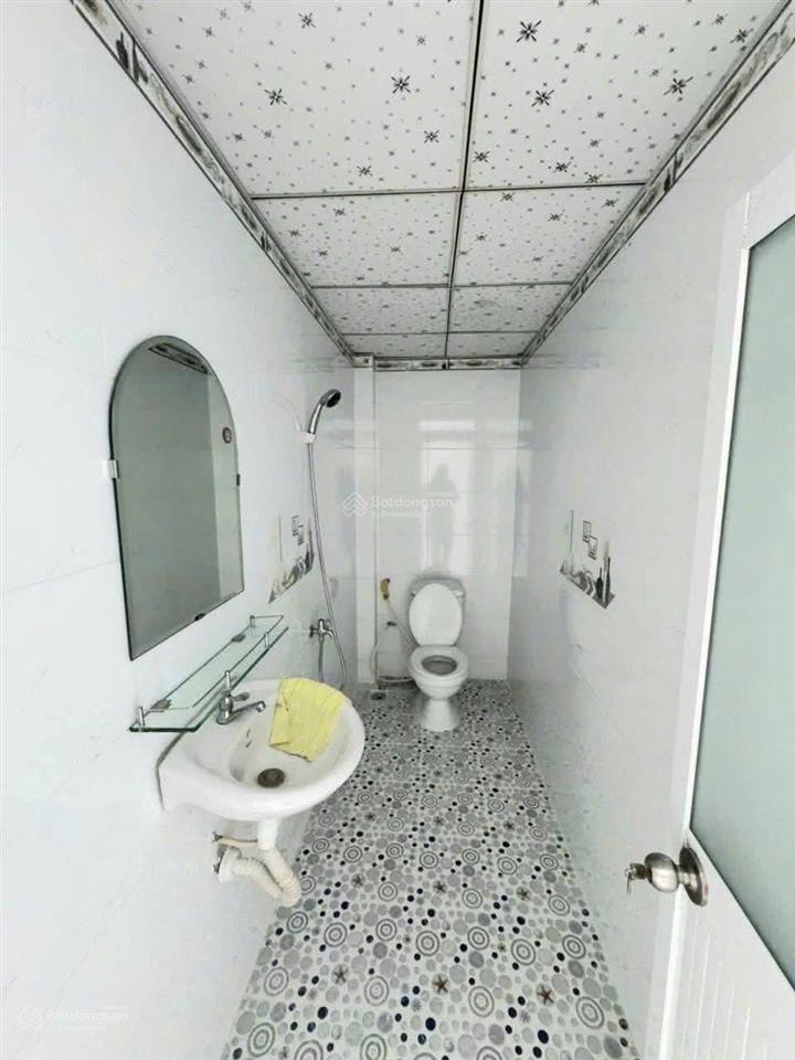 Nhà ngay ngã 3 tân kim ql50 cách quận 8 25p chạy xe. đường xe hơi