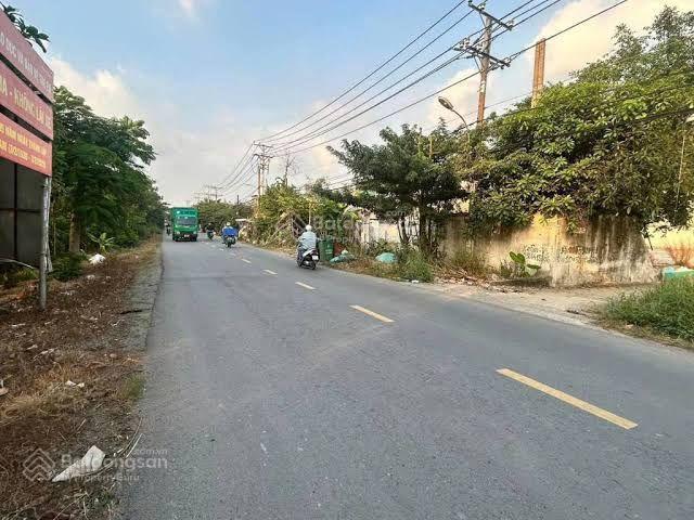 Chủ gửi bán gấp đất đường tỉnh lộ 10 gần khu cn lê minh xuân