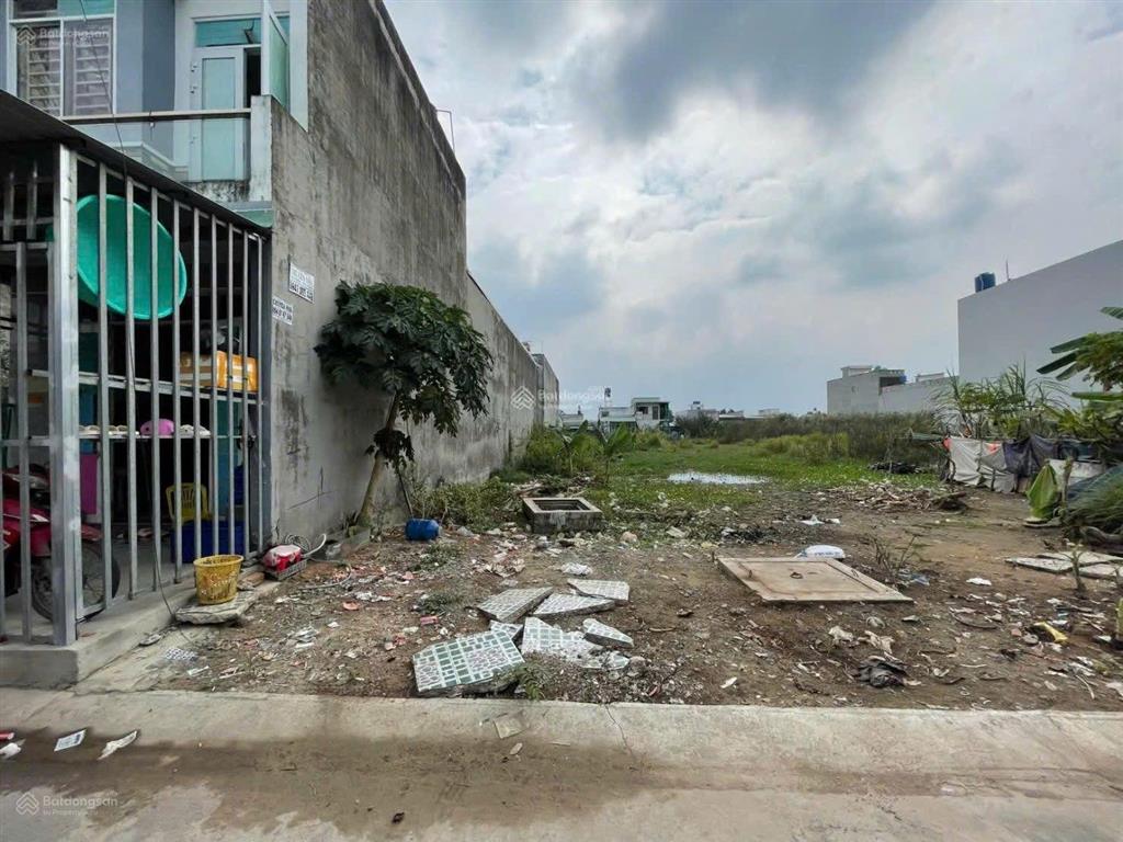 Bán đất có xây nhà mới (nguyên căn) đường tỉnh lộ 10 gần chợ cầu xáng bình chánh