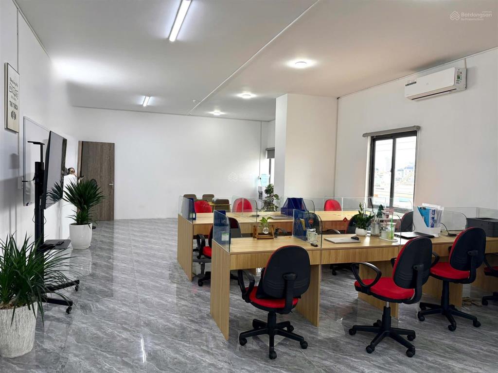 Văn phòng 2 mặt tiền trung tâm hải châu  150k/m2/tháng
