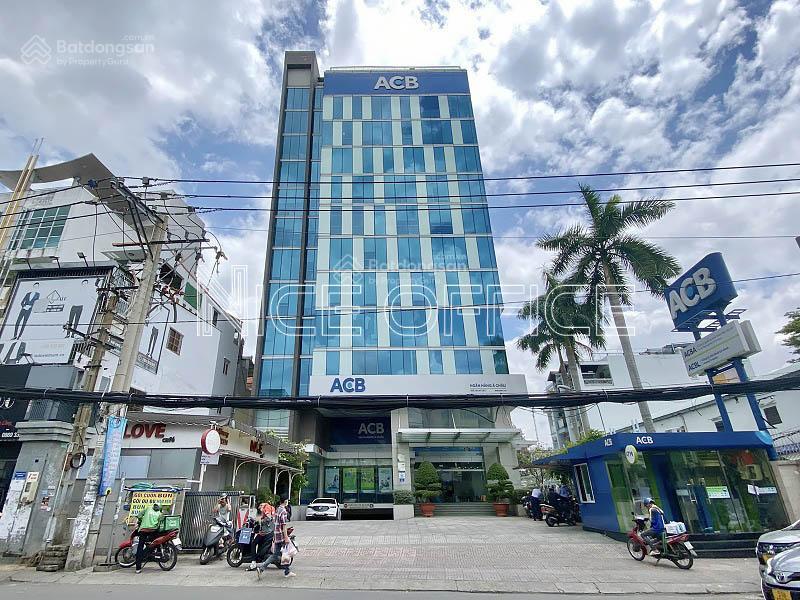 Văn phòng trung tâm p. hoà cường  mặt tiền to, đẹp, có hầm để xe  phù hợp làm ngân hàng