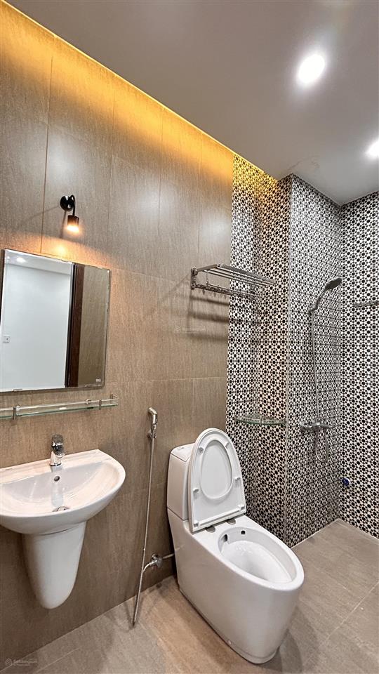 Cho thuê nhà mặt phố 22, bàu hạc 4, p thanh khê, đà nẵng, giá 18 triệu/tháng, 70m2