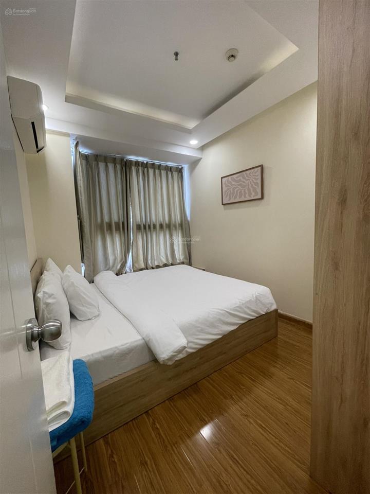 Siêu rẻ cho thuê scenic 1 loại 2pn, view hồ bơi, lầu cao giá 16tr/tháng,  0909 356 ***