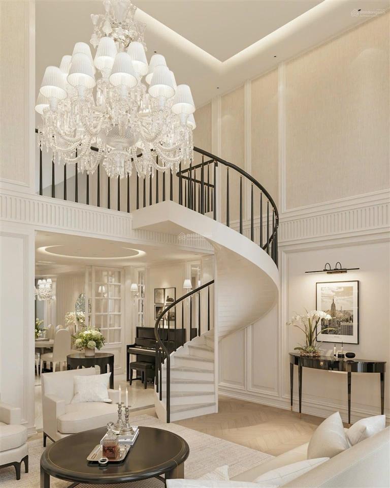 Toà văn phòng mặt phố dịch vọng nhỉnh60 tỷ,112m2,7 tầng thông sàn,mặt tiền 6m,vỉa hè rộng, ô tô đỗ