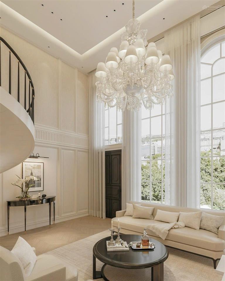 Toà văn phòng mặt phố dịch vọng nhỉnh60 tỷ,112m2,7 tầng thông sàn,mặt tiền 6m,vỉa hè rộng, ô tô đỗ