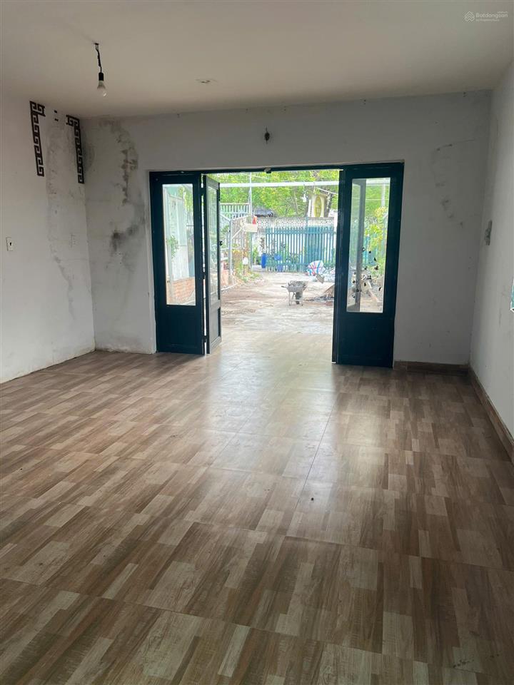 Cho thuê siêu rẻ. mt đường gò cát, phú hữu, quận 9