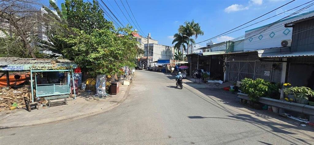 Hàng ngộp. siêu rẻ. lô góc 2mt hxh đường số 1. nguyễn duy trinh. long trường. quận 9.