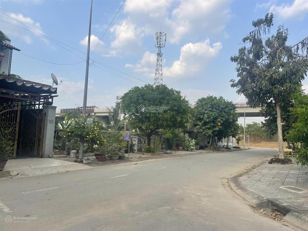 Hàng ngộp. siêu rẻ. mt đường số 6a. nguyễn xiển. long bình. quận 9.