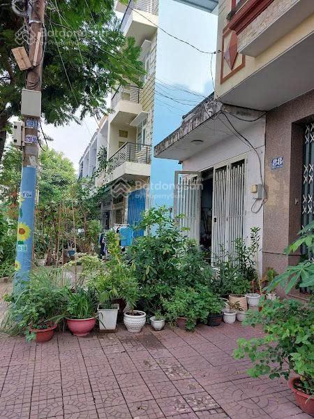 Nhà siêu rẻ. mt đường số đỗ xuân hợp phước long b q9