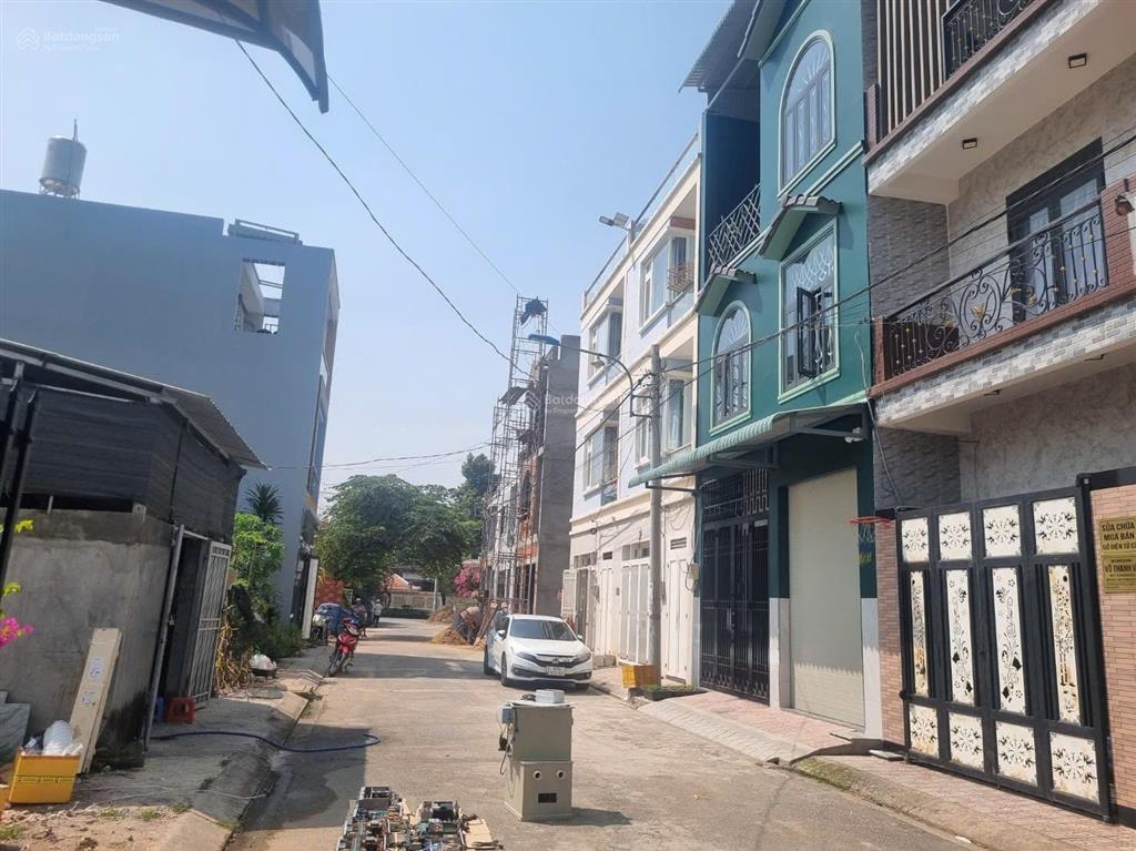 Hàng ngộp. siêu rẻ. hxh đường số nguyễn xiển, long bình, quận 9.