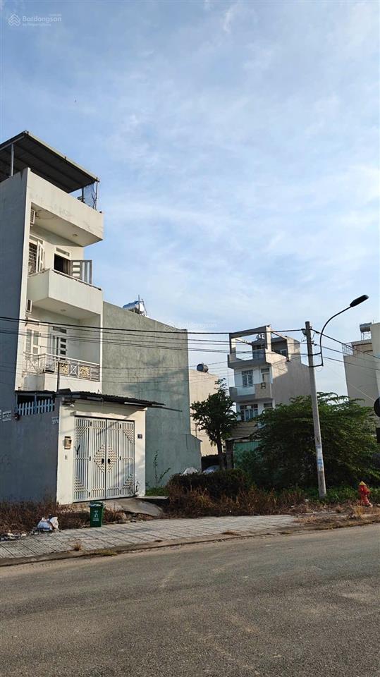 Hàng ngộp. siêu rẻ. mt đường số 119. nguyễn thị tư. phú hữu. quận 9.