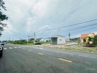 1/ nhựa cao bá quát, 4 làn xe, 130m2, giá chỉ 5xx tr