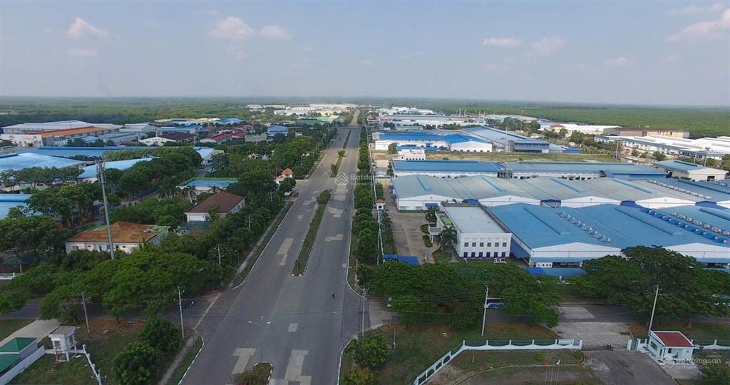 Chủ gửi bán lô đất 10x36, 360m2,thổ cư 300, mặt tiền nhựa 16m, ngay khu công nghiệp , giá 518tr