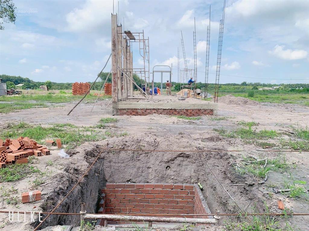 275m2 kế bên nhà mới xây 685 triệu | vùng lõi 3 khu công nghiệp lớn