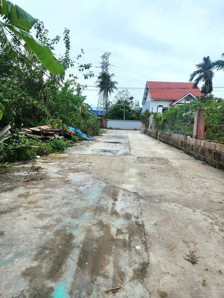 Rẻ nhất lâm động chỉ hơn 1 tỷ chút thôi là anh chị sở hữu ngay lô đất 80,2m lâm động, ngang 4,6m.