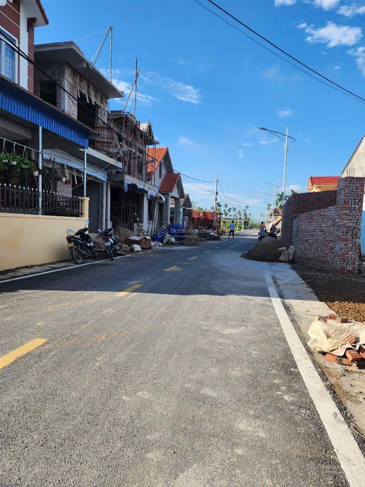 Bán đất mặt đường lâm động, thủy nguyên mà giá chỉ 1,6 tỷ cách trục đường thôn rộng 7m chỉ 200m.